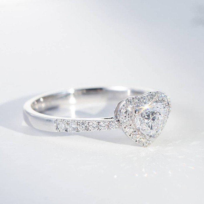 18K金0.5克拉心形鑽戒