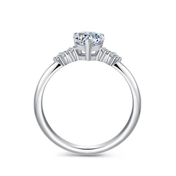 18K金0.3克拉心形鑽戒