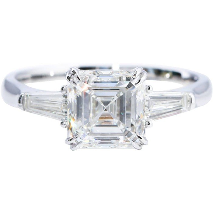 18K金2克拉阿斯切形鑽戒