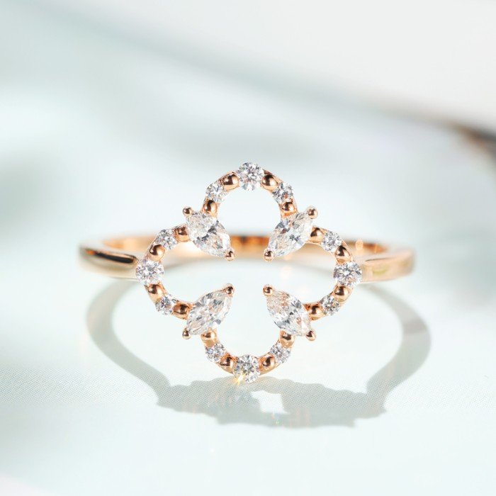 18K金四葉草鑽戒