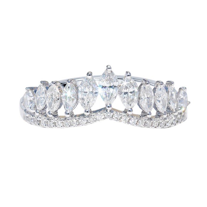 天然18K金馬眼形鑽戒