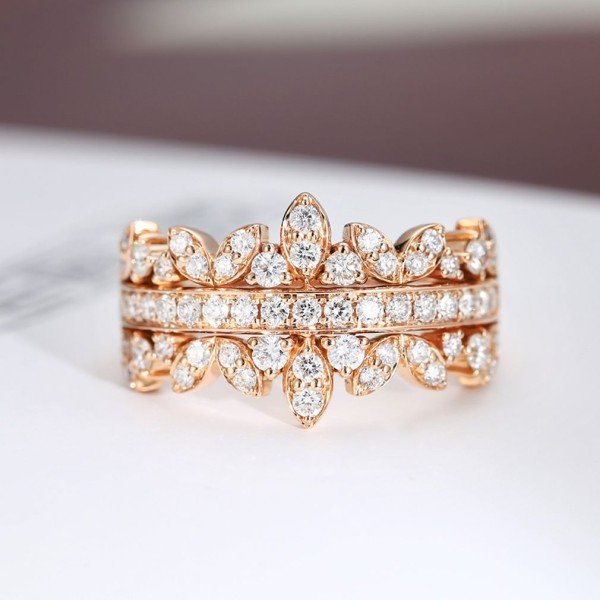 18K金復古皇冠群鑲鑽戒