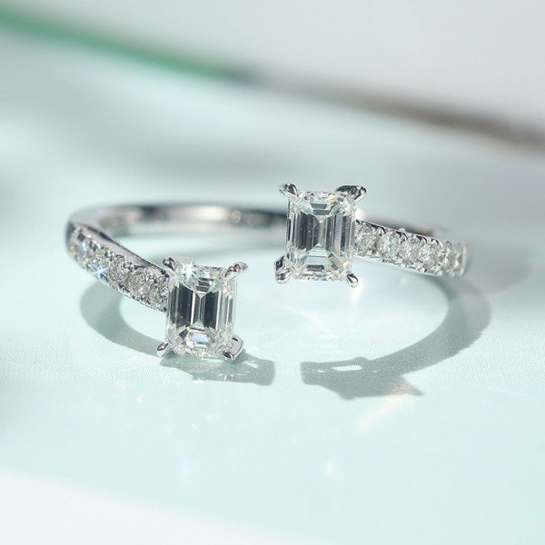 18K金天然祖母綠形開口鑽戒