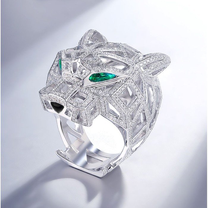 18k金獵豹簍空群鑲鑽戒