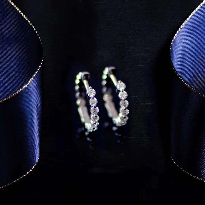 天然0.35克拉鑽石耳環