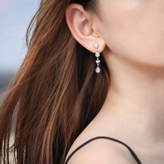 18K金豪華鑽石耳環