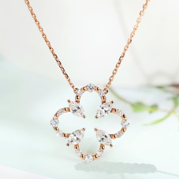 18K金四葉草鑽石項鍊